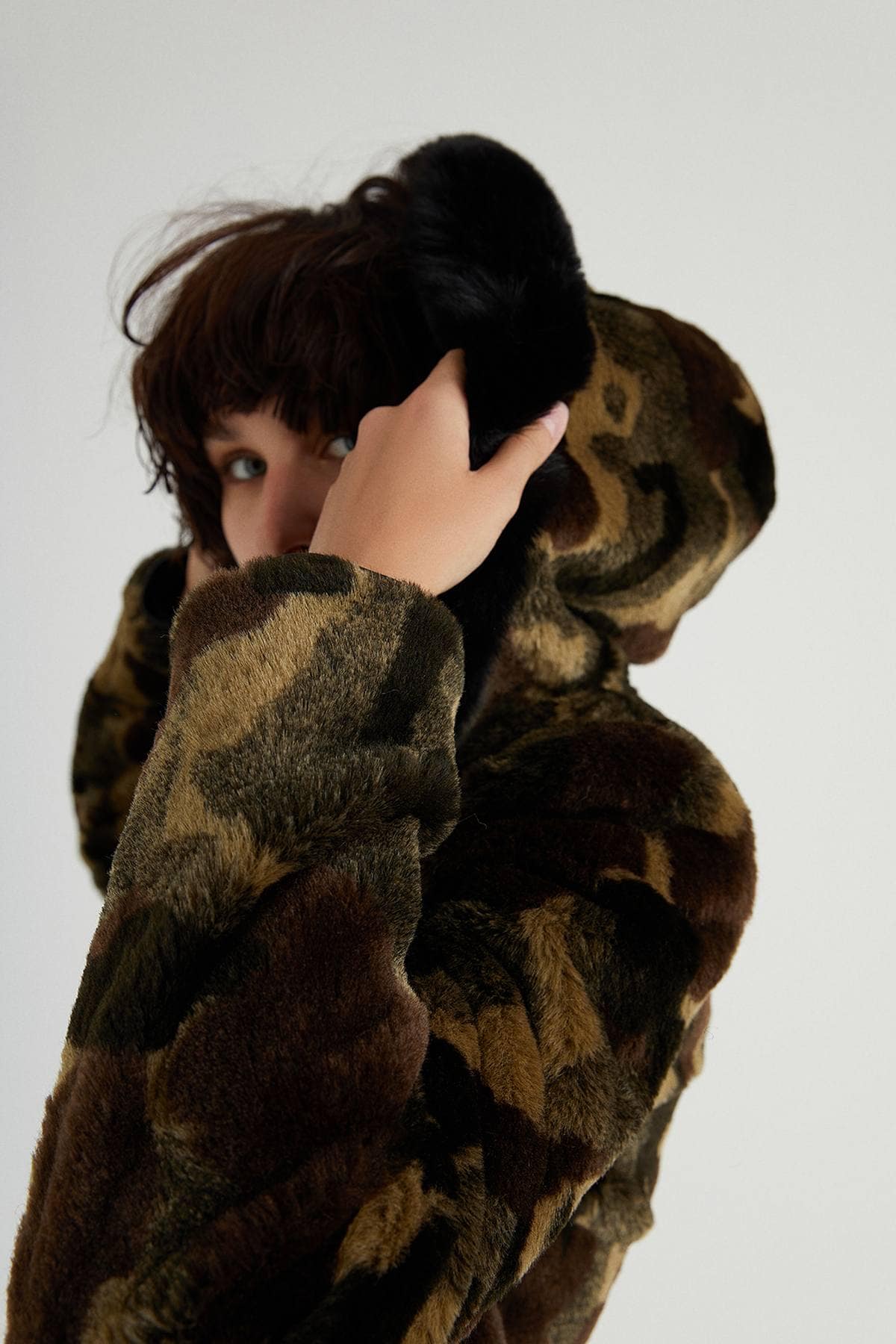 Camouflage Patterned Fur Coat - Image 3